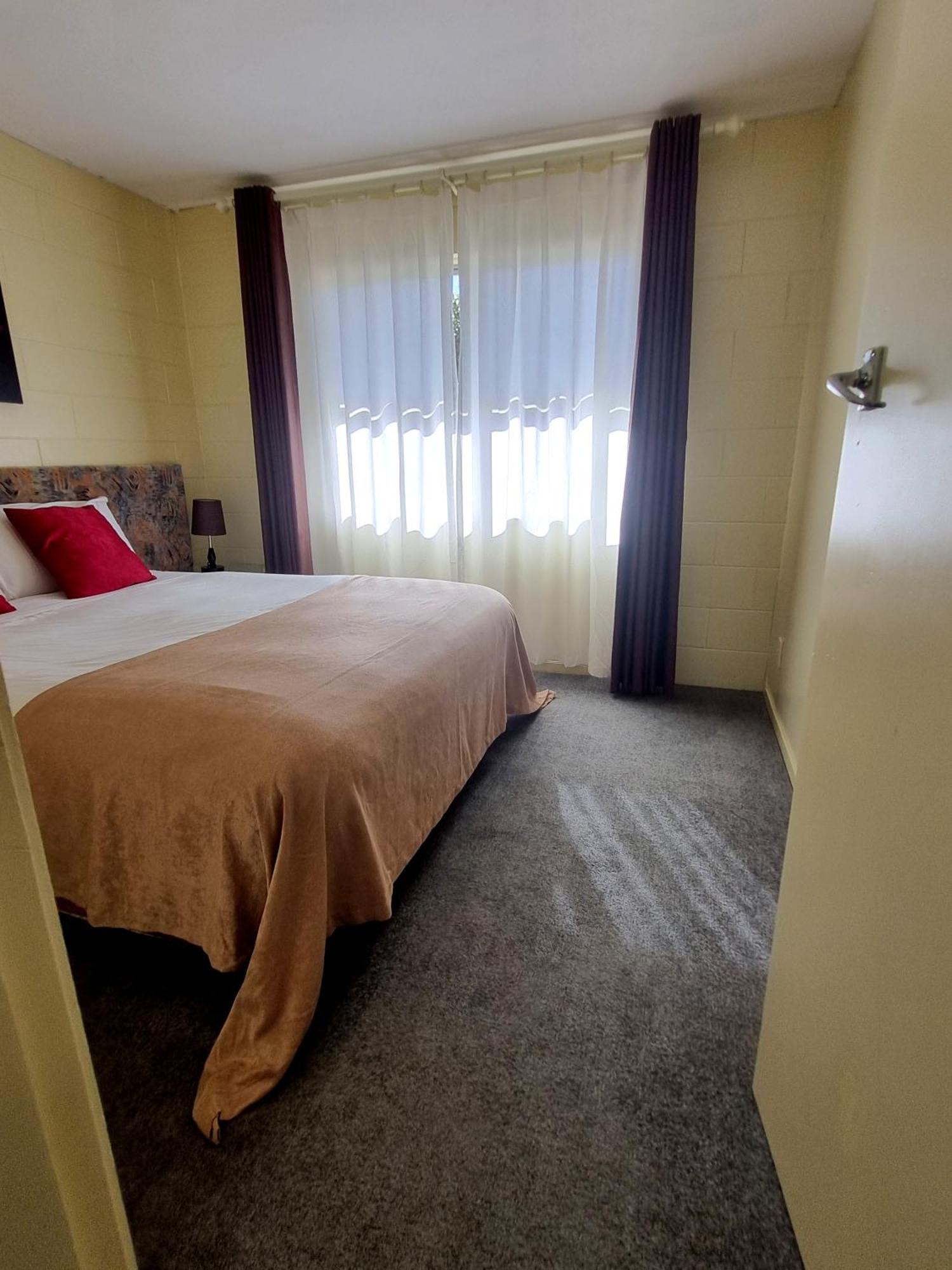 Cedar Lodge Motel Χάμιλτον Εξωτερικό φωτογραφία